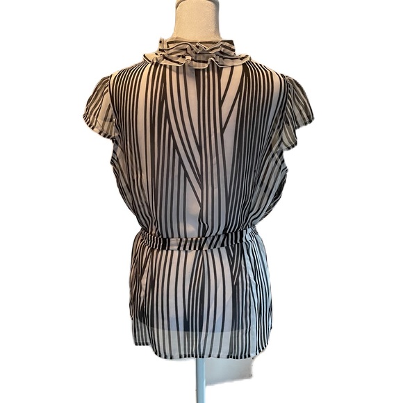 Worthington Sheer Black & White Short Sleeve Button Down Ruffled Collar Top PL - Picture 4 of 11
